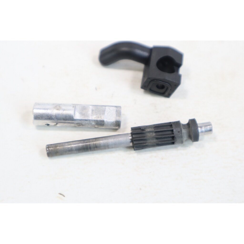 Genuine Oil Pump Husqvarna 340 345 350 135 435 440 445 450 Jonsered 2141 2145 2150 2240 2245 2250 chainsaw 503932101 1 Genuine Oil Pump Husqvarna 340 345 350 135 435 440 445 450 Jonsered 2141 2145 2150 2240 2245 2250 chainsaw 503932101 1