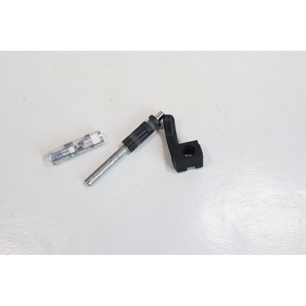 Genuine Oil Pump Husqvarna 340 345 350 135 435 440 445 450 Jonsered 2141 2145 2150 2240 2245 2250 chainsaw 503932101 Genuine Oil Pump Husqvarna 340 345 350 135 435 440 445 450 Jonsered 2141 2145 2150 2240 2245 2250 chainsaw 503932101