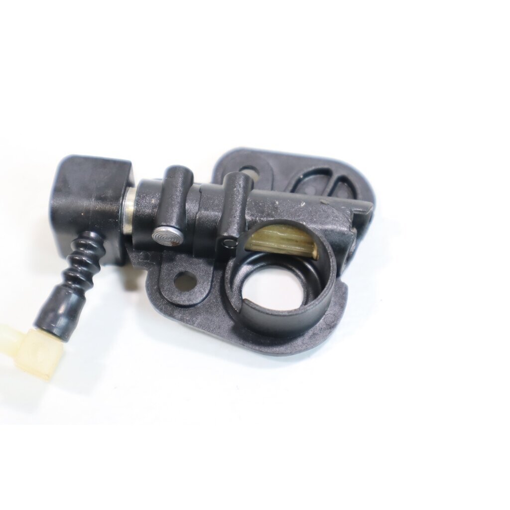 Genuine Oil Pump McCULLOCH Poulan Jonsered CS2137 Partner 351 352 371 382 391 401 421 422 chainsaw 530071259 4 Genuine Oil Pump McCULLOCH Poulan Jonsered CS2137 Partner 351 352 371 382 391 401 421 422 chainsaw 530071259 4