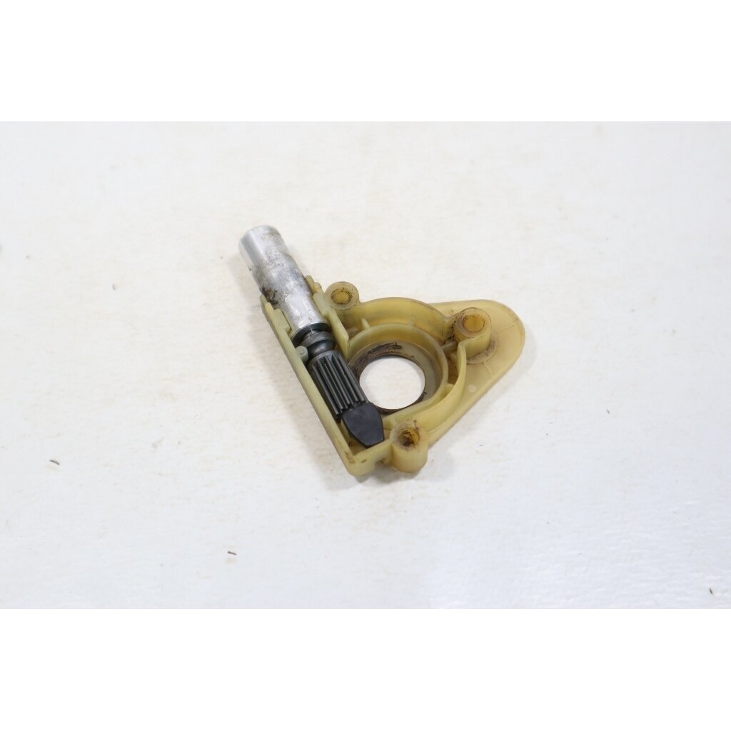 Genuine Oil Pump Oleo Mac 941 chainsaw 094100036 3 Genuine Oil Pump Oleo Mac 941 chainsaw 094100036 3