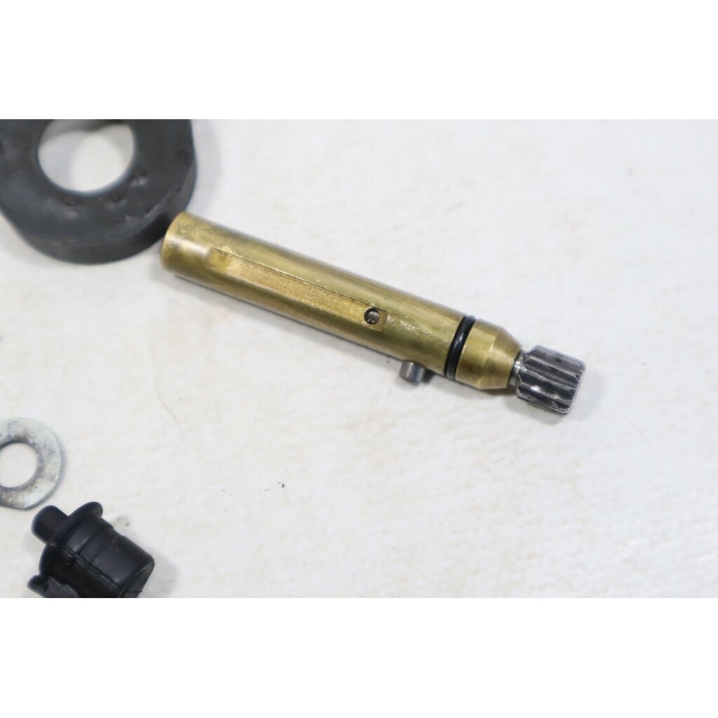 Genuine Oil Pump STIGA SP340 SP370 SP382 SP410 chainsaw 4252220 2 Genuine Oil Pump STIGA SP340 SP370 SP382 SP410 chainsaw 4252220 2