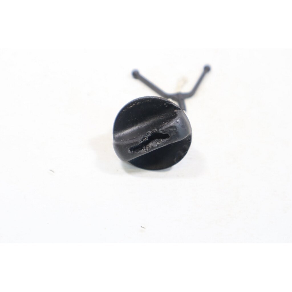 Genuine Oil Tank Cap Jonsered CS2141 CS2145 CS2147 CS2150 CS2152 CS2153 chainsaw 537281501 1 Genuine Oil Tank Cap Jonsered CS2141 CS2145 CS2147 CS2150 CS2152 CS2153 chainsaw 537281501 1
