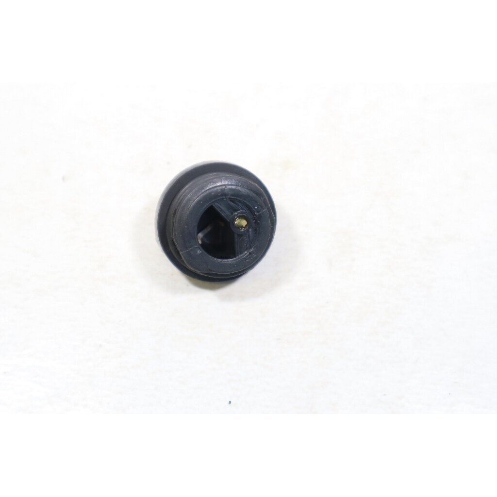 Genuine Oil Tank Cap Solo 605 606 chainsaw 6200112 2 Genuine Oil Tank Cap Solo 605 606 chainsaw 6200112 2