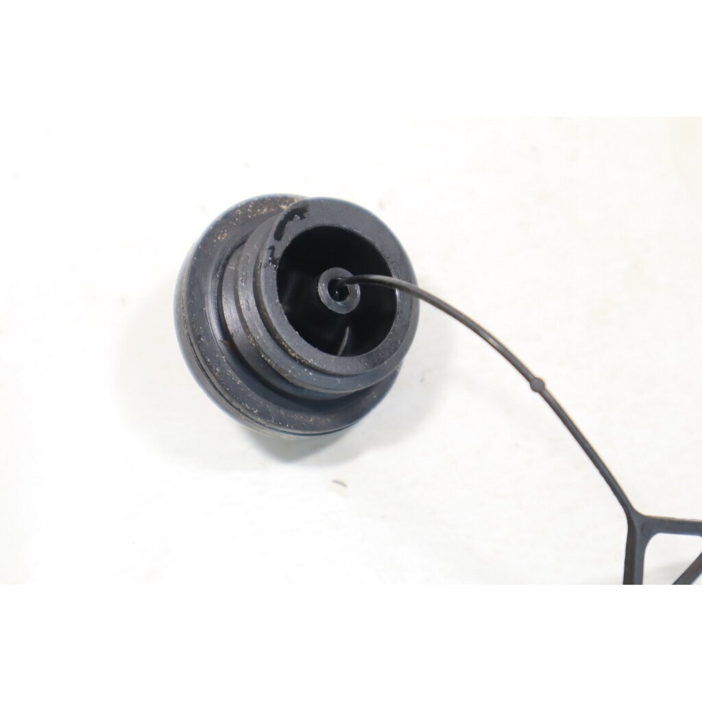 Genuine Oil Tank Cap Solo 634 641 chainsaw 2700287 2 Genuine Oil Tank Cap Solo 634 641 chainsaw 2700287 2