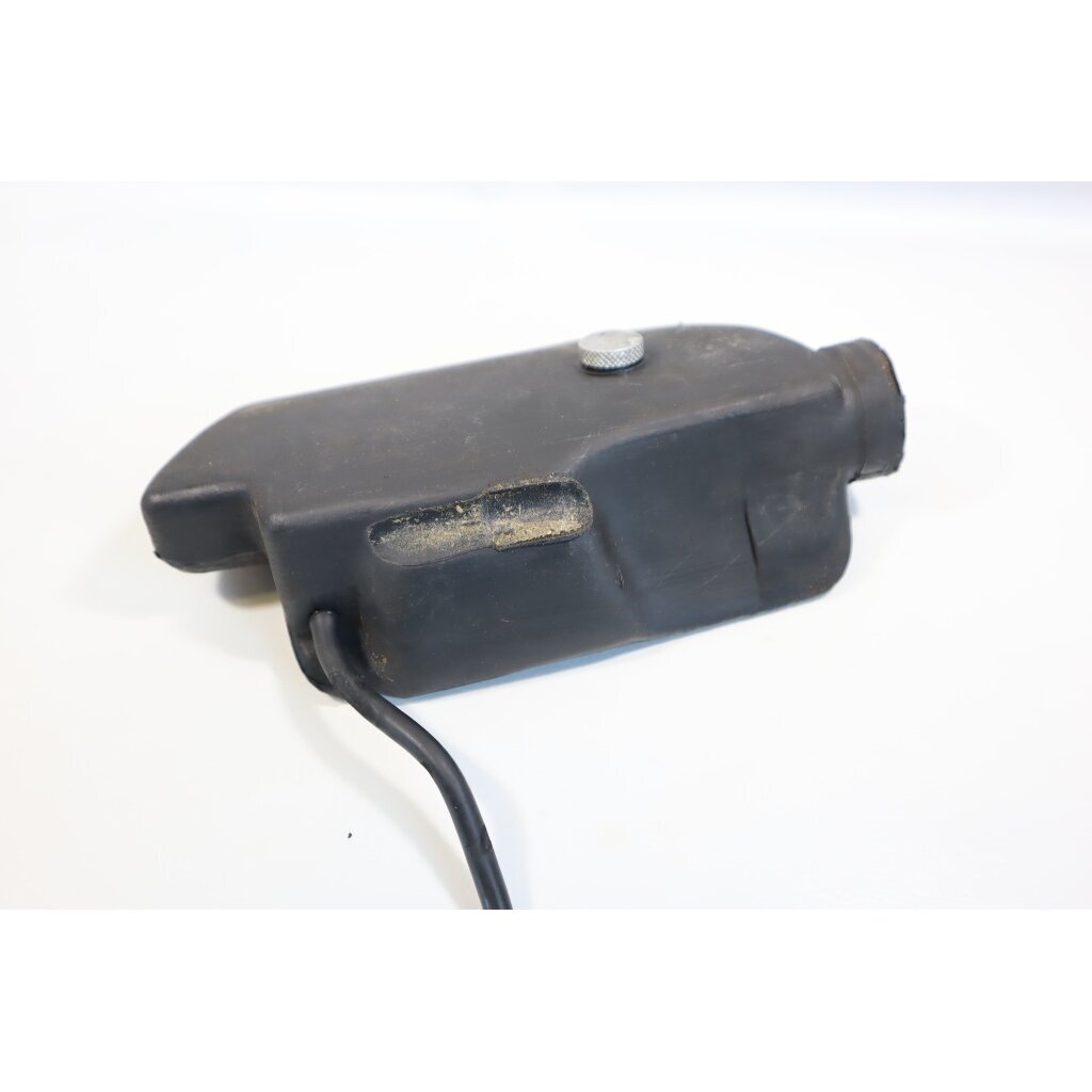 Genuine Oil Tank Jobu LP6B LP6BV chainsaw 4 Genuine Oil Tank Jobu LP6B LP6BV chainsaw 4