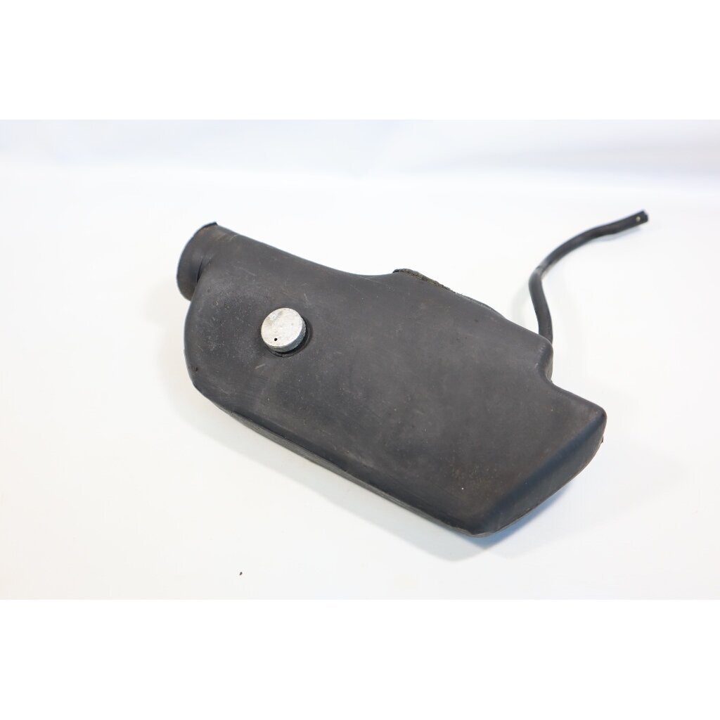 Genuine Oil Tank Jobu LP6B LP6BV chainsaw 5 Genuine Oil Tank Jobu LP6B LP6BV chainsaw 5