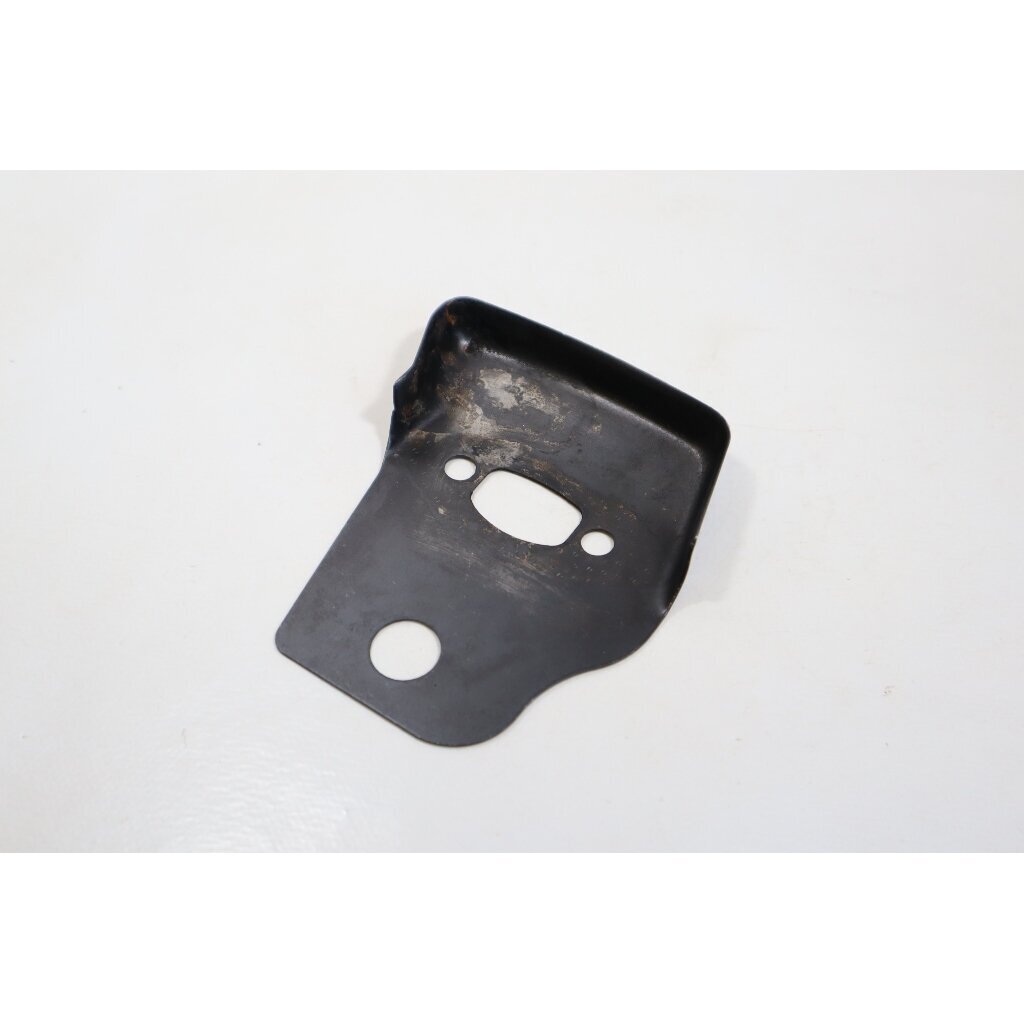 Genuine Plate Heat Shield McCULLOCH Poulan Jonsered CS2137 Partner 351 352 371 382 391 401 421 422 chainsaw 530049870