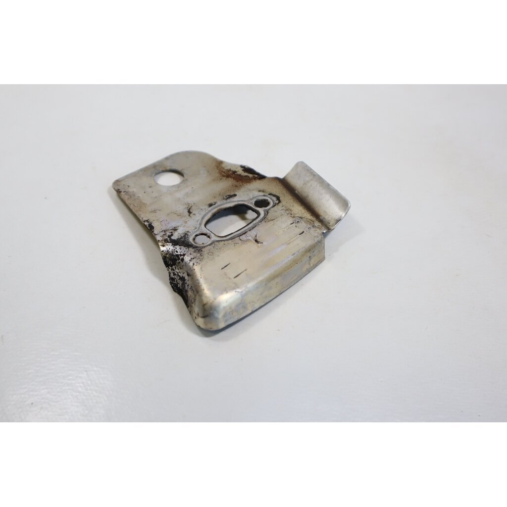Genuine Plate Heat Shield McCULLOCH Poulan Jonsered CS2137 Partner 351 352 371 382 391 401 421 422 chainsaw 530049870 3 Genuine Plate Heat Shield McCULLOCH Poulan Jonsered CS2137 Partner 351 352 371 382 391 401 421 422 chainsaw 530049870 3