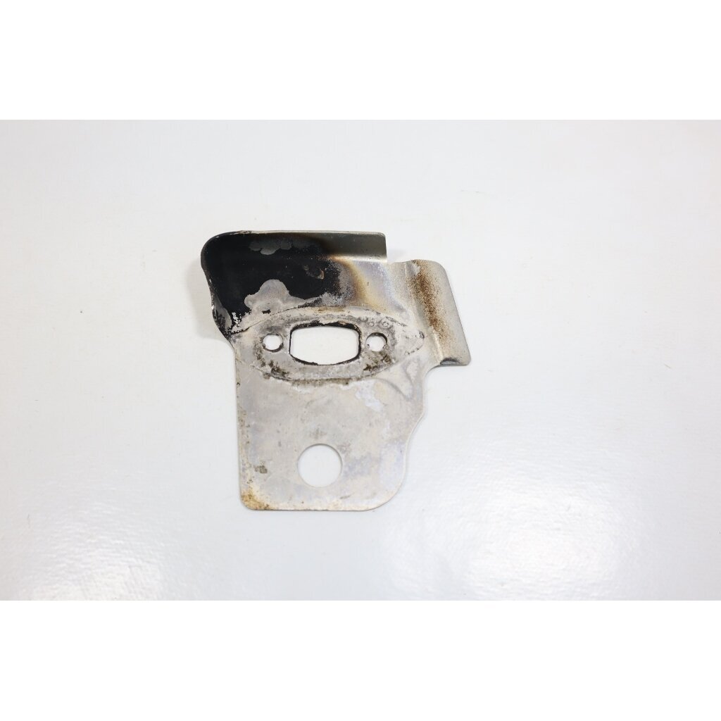Genuine Plate Heat Shield McCULLOCH Poulan Jonsered CS2137 Partner 351 352 371 382 391 401 421 422 chainsaw 530049870