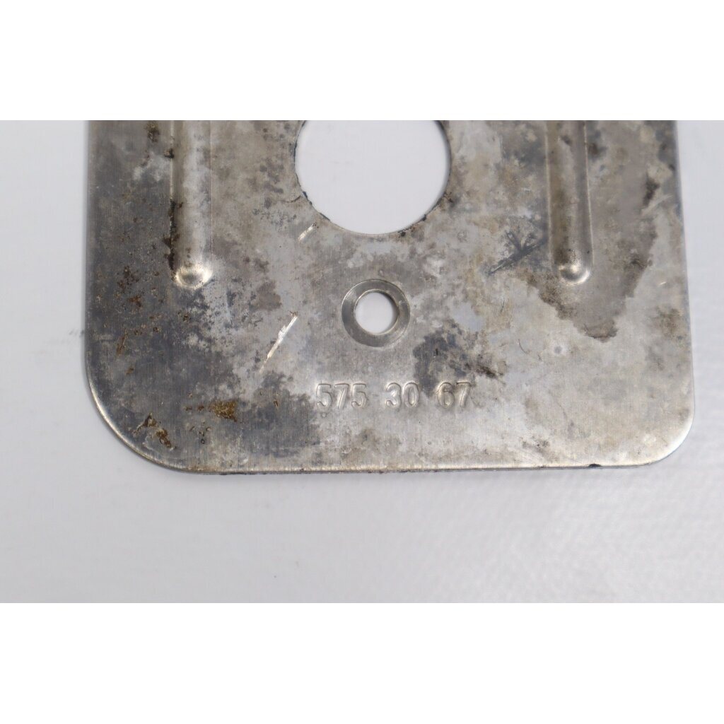 Genuine Plate McCULLOCH T26CS B26PS MAC426 MB305 MT305 brushcutter 575306701 2 Genuine Plate McCULLOCH T26CS B26PS MAC426 MB305 MT305 brushcutter 575306701 2