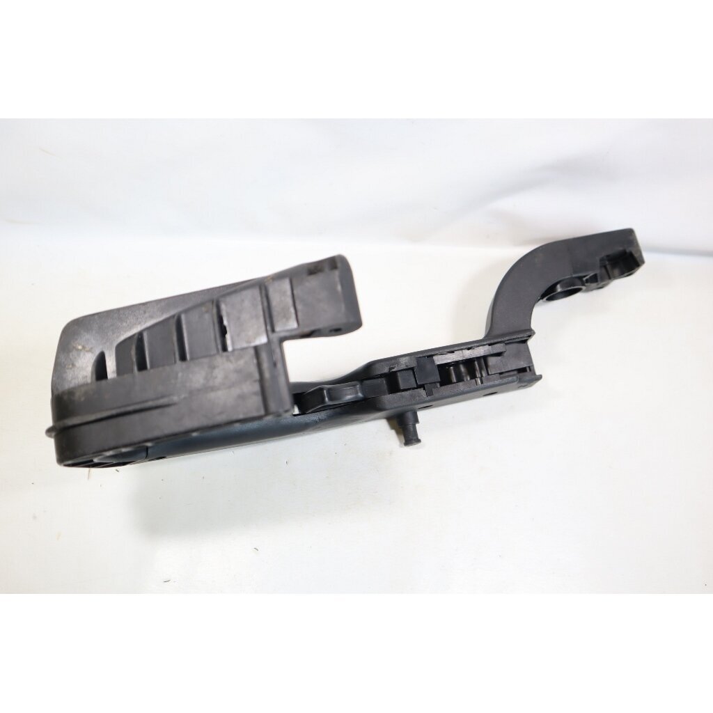 Genuine Rear Handle Assembly STIHL 010 011 chainsaw 5 Genuine Rear Handle Assembly STIHL 010 011 chainsaw 5