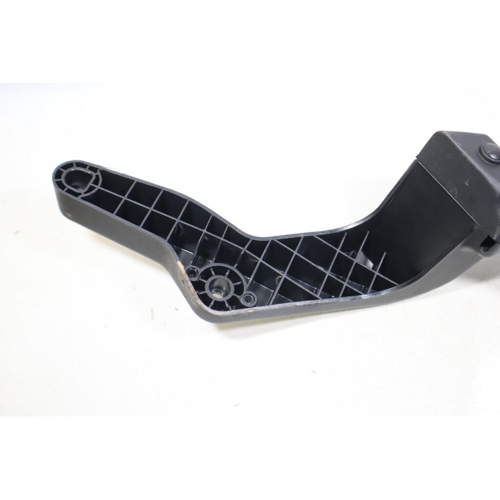 Genuine Rear Handle Homelite CSP4518 chainsaw 4 Genuine Rear Handle Homelite CSP4518 chainsaw 4