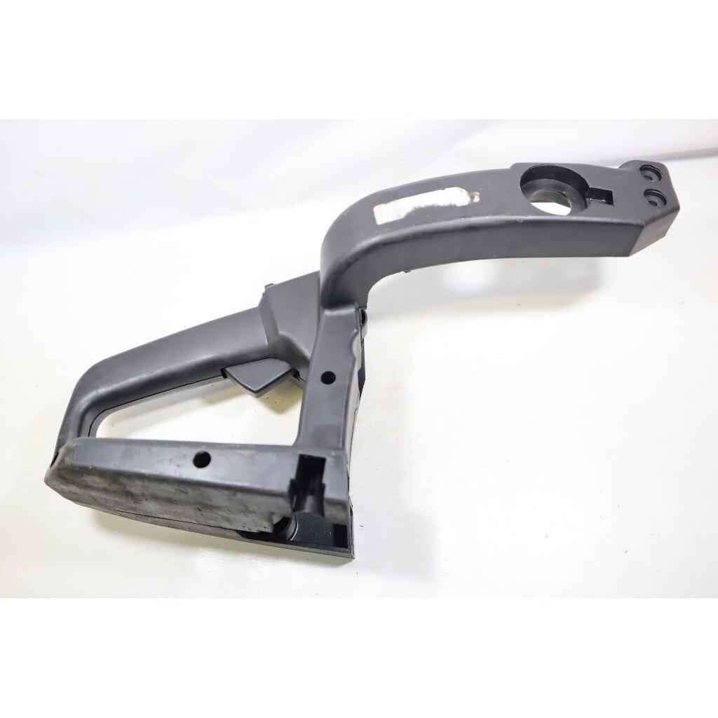Genuine Rear Handle McCulloch MAC 833 AV chainsaw 3 Genuine Rear Handle McCulloch MAC 833 AV chainsaw 3