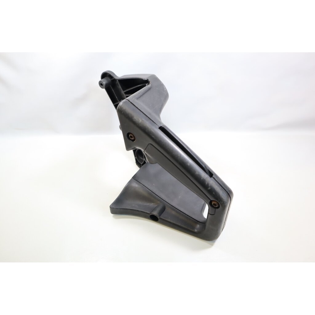 Genuine Rear Handle McCULLOCH Poulan Jonsered CS2137 Partner 351 352 371 382 391 401 421 chainsaw 530047582 3 Genuine Rear Handle McCULLOCH Poulan Jonsered CS2137 Partner 351 352 371 382 391 401 421 chainsaw 530047582 3