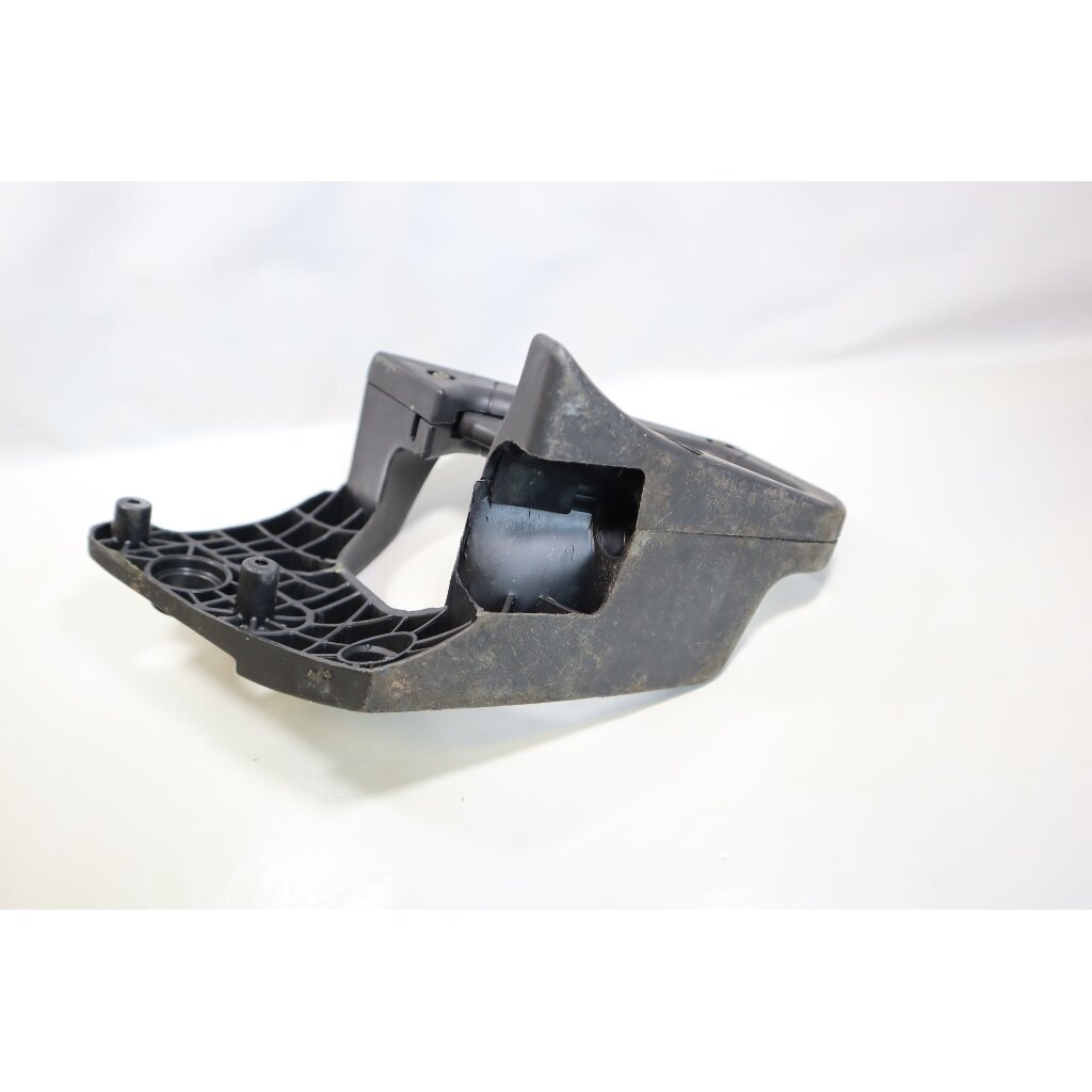 Genuine Rear Handle McCULLOCH Poulan Jonsered CS2137 Partner 351 352 371 382 391 401 421 chainsaw 530047582 4 Genuine Rear Handle McCULLOCH Poulan Jonsered CS2137 Partner 351 352 371 382 391 401 421 chainsaw 530047582 4