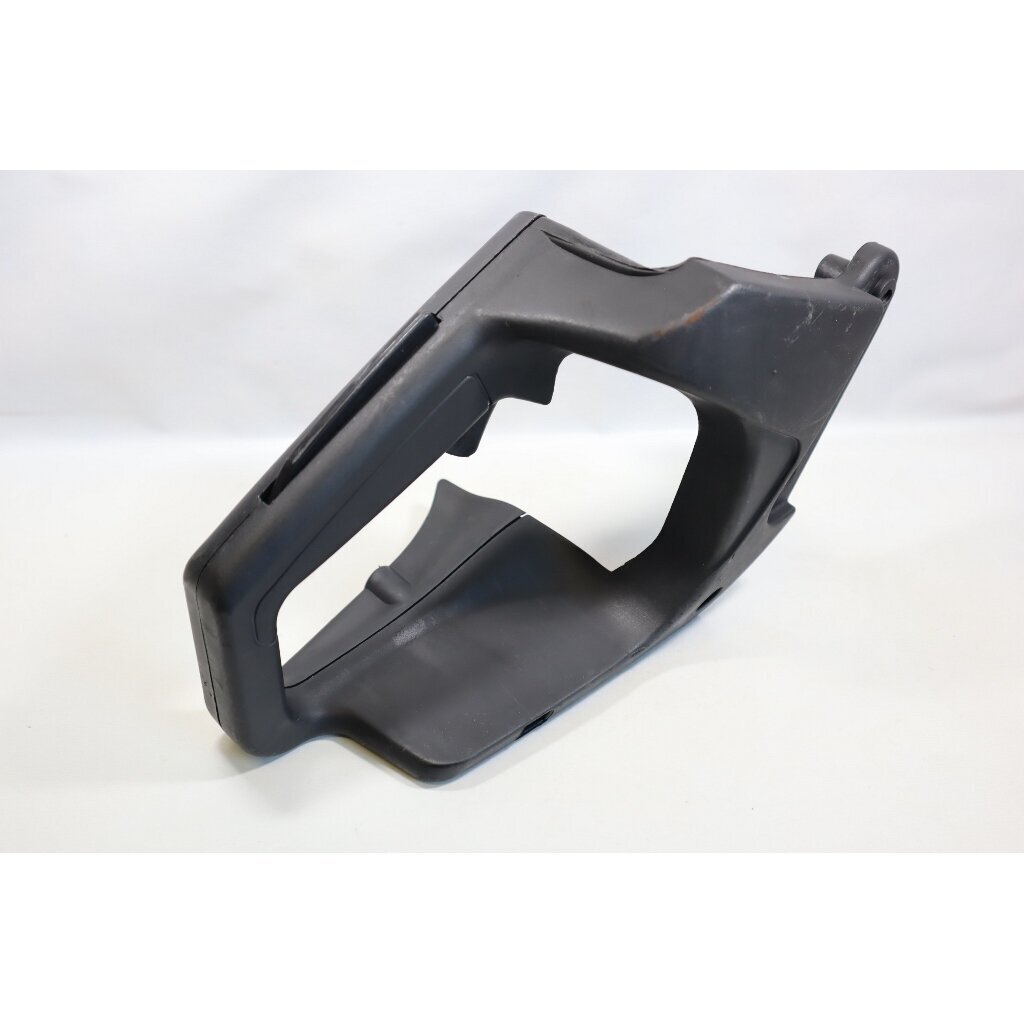 Genuine Rear Handle McCULLOCH Poulan Jonsered CS2137 Partner 352 371 421 422 chainsaw 545025001 Genuine Rear Handle McCULLOCH Poulan Jonsered CS2137 Partner 352 371 421 422 chainsaw 545025001