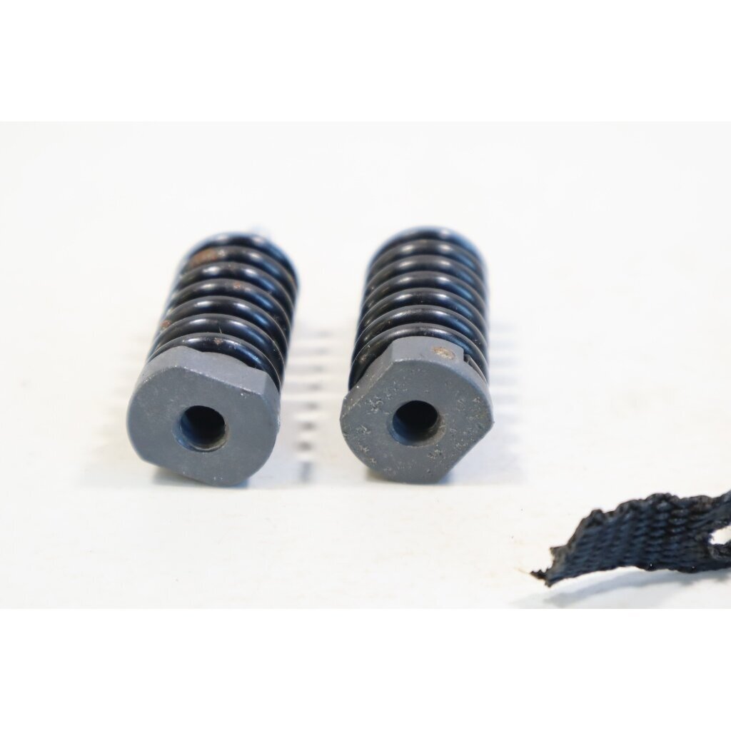 Genuine Shock Absorber Antivibration Element Spring Oleo Mac 936 937 940 Efco 136 140 chainsaw 50050047AR 2 Genuine Shock Absorber Antivibration Element Spring Oleo Mac 936 937 940 Efco 136 140 chainsaw 50050047AR 2