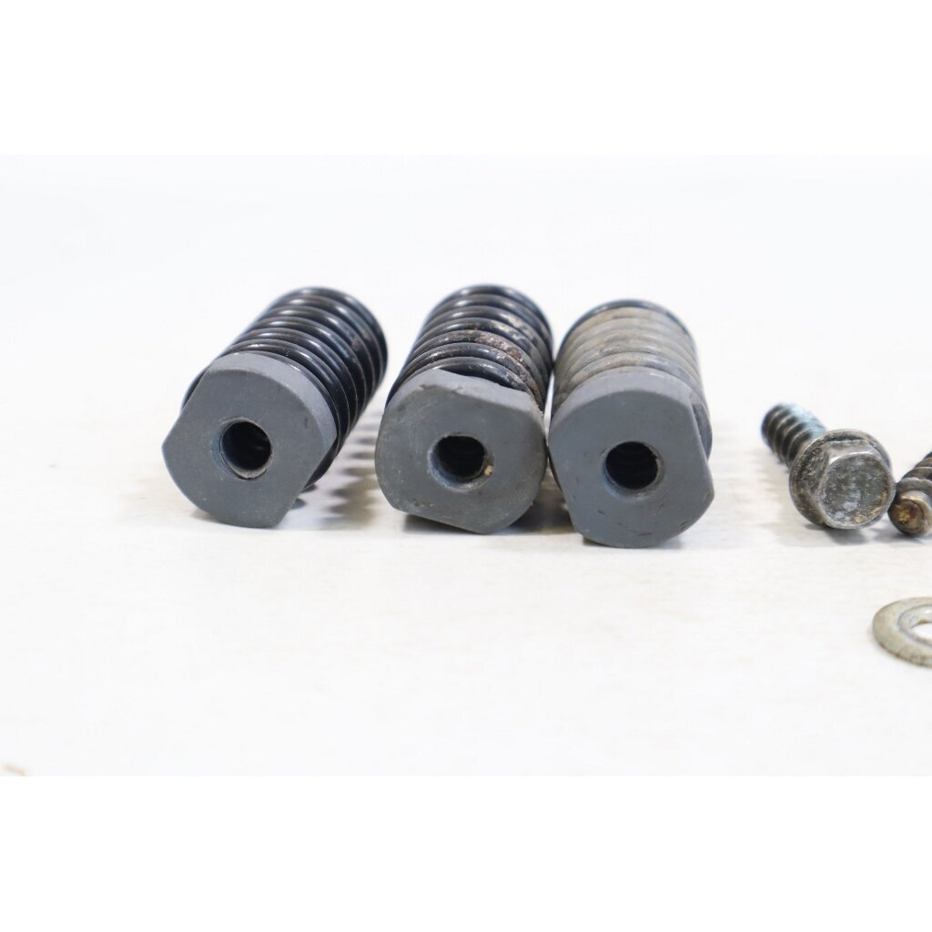 Genuine Shock Absorber Antivibration Element Spring Oleo Mac 936 940C GS940 Efco 136S 140S MT4000 chainsaw 50050359R 1