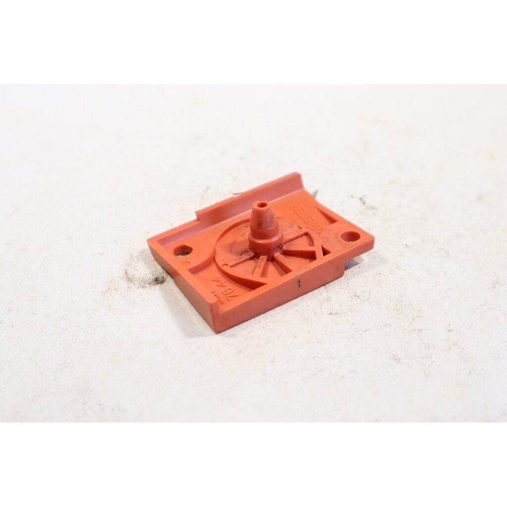 Genuine Side Cover Cap Husqvarna 51 50 55 chainsaw 501764403 1 Genuine Side Cover Cap Husqvarna 51 50 55 chainsaw 501764403 1