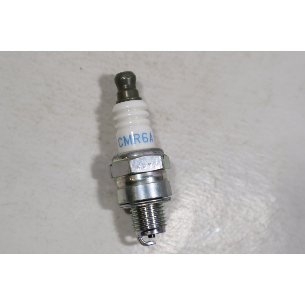 Genuine Spark Plug CMR6A Husqvarna 122 129 325 McCulloch T22 LS LCS trimmer 590710201 3 Genuine Spark Plug CMR6A Husqvarna 122 129 325 McCulloch T22 LS LCS trimmer 590710201 3