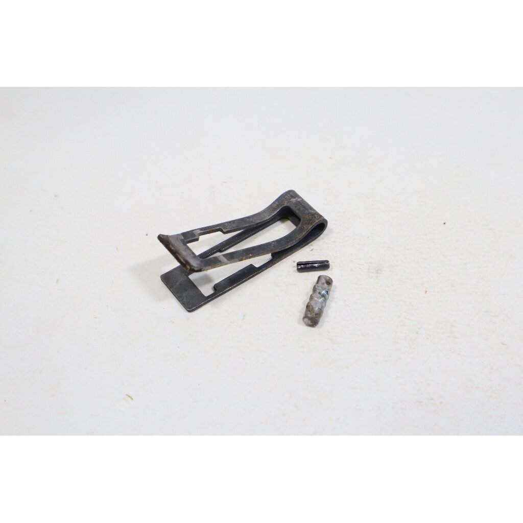 Genuine Spring Leaf Sachs Dolmar 109 110 111 115 PS-43 PS-52 PS-540 chainsaw 027 213 320 Genuine Spring Leaf Sachs Dolmar 109 110 111 115 PS-43 PS-52 PS-540 chainsaw 027 213 320