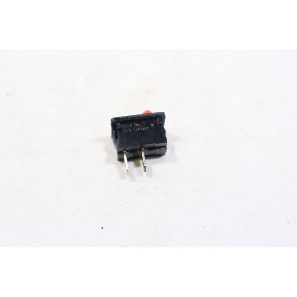 Genuine Stop Switch Solo 605 606 chainsaw 2074634 2 Genuine Stop Switch Solo 605 606 chainsaw 2074634 2