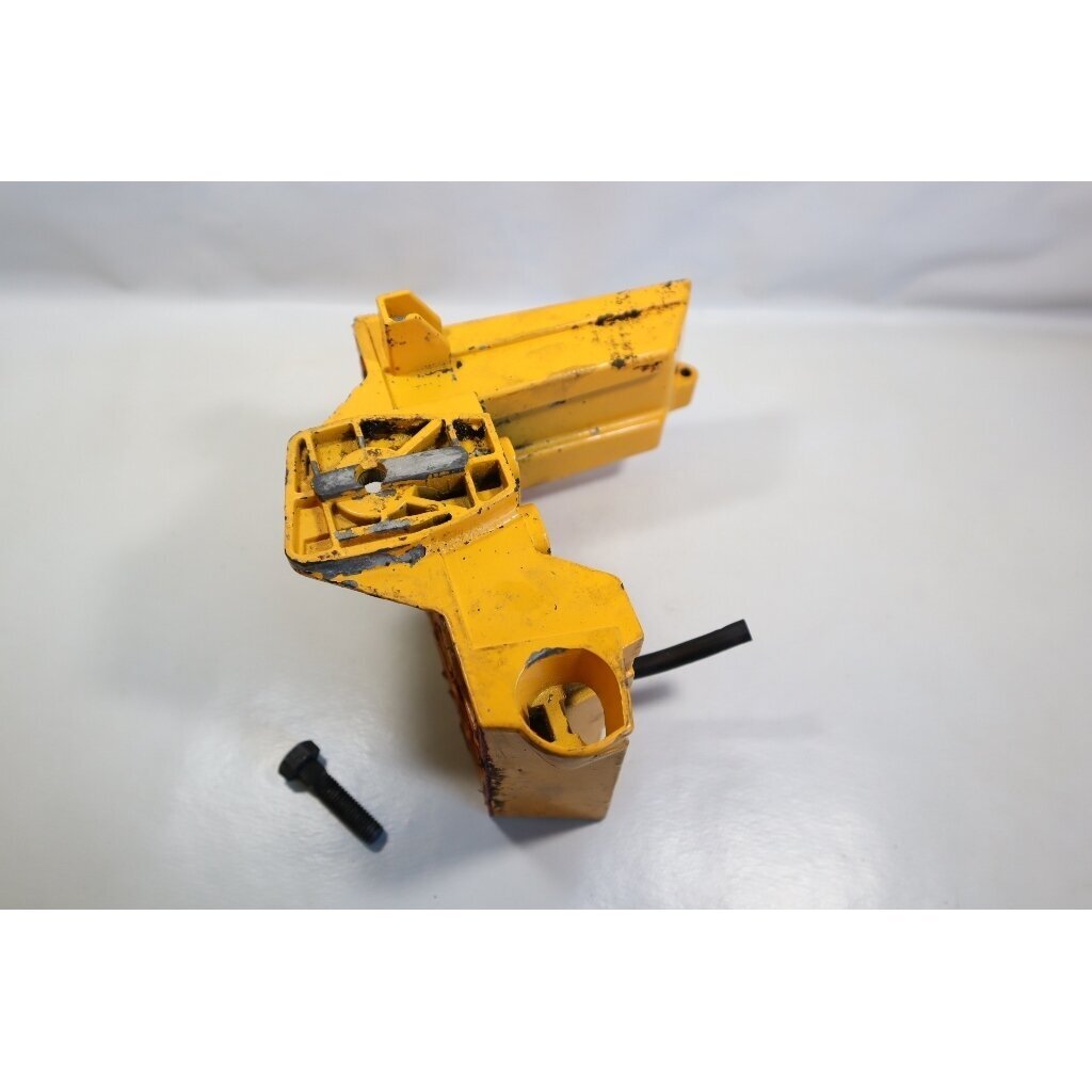 Genuine Tank Housing Crankcase Partner 360 chainsaw 507476458 Genuine Tank Housing Crankcase Partner 360 chainsaw 507476458
