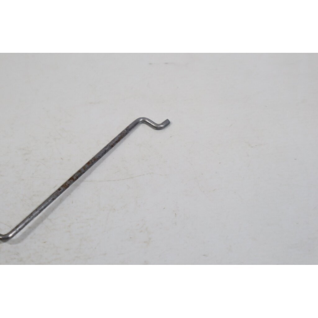 Genuine Throttle Wire Link Lever Jobu LF50 LF50B chainsaw 2 Genuine Throttle Wire Link Lever Jobu LF50 LF50B chainsaw 2