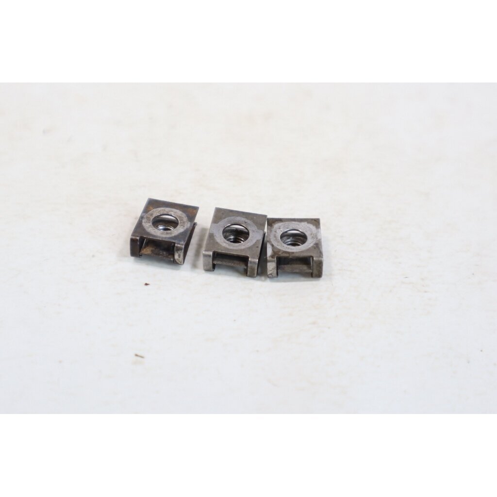 Genuine Top Cover Clip Husqvarna 340 345 350 Jonsered CS2141 CS2145 CS2150 chainsaw 503226902 2 Genuine Top Cover Clip Husqvarna 340 345 350 Jonsered CS2141 CS2145 CS2150 chainsaw 503226902 2