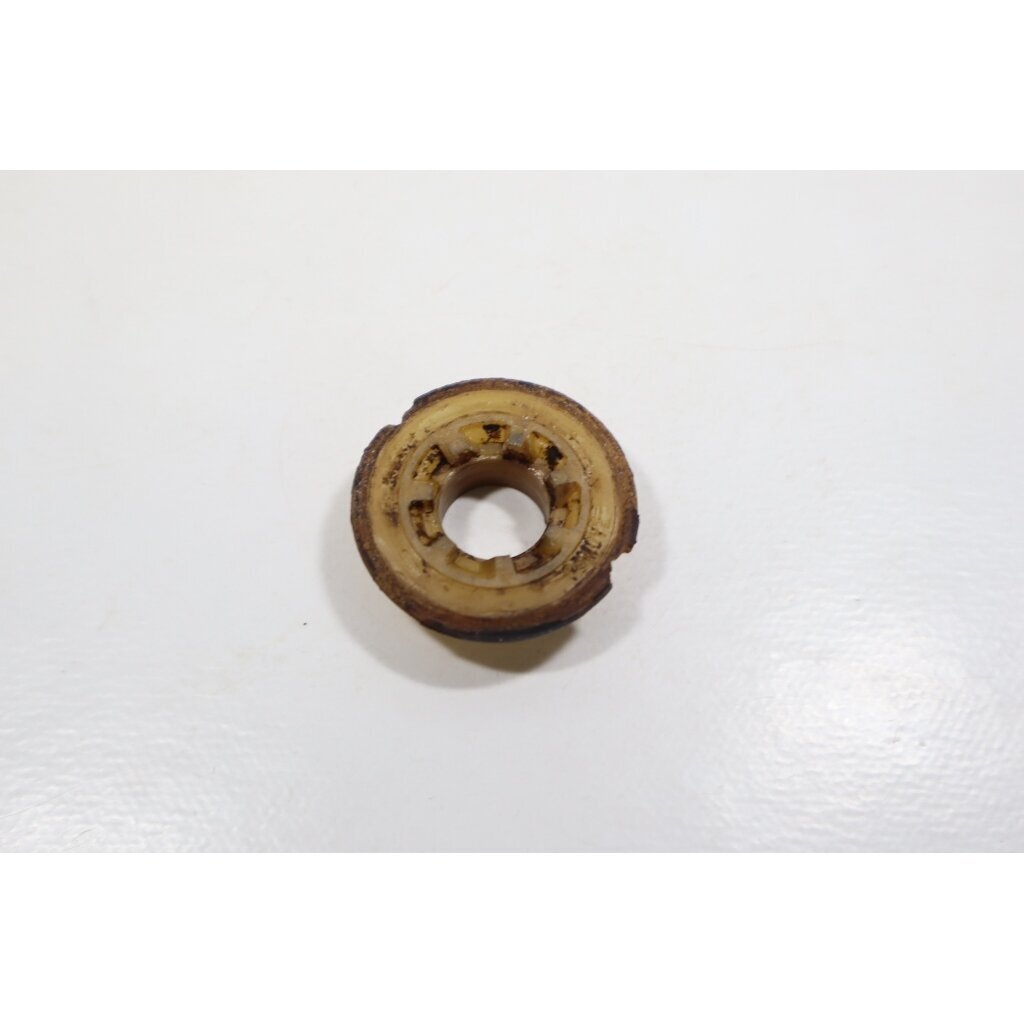 Genuine Worm Gear Husqvarna 550 555 Jonsered CS2260 chainsaw 586201701 Genuine Worm Gear Husqvarna 550 555 Jonsered CS2260 chainsaw 586201701