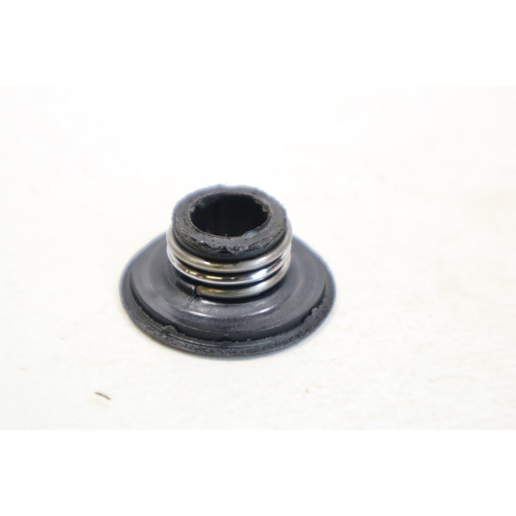 Genuine Worm Gear Pump Drive Husqvarna 435 440 135 140 Jonsered CS2240 chainsaw 544212401 3 Genuine Worm Gear Pump Drive Husqvarna 435 440 135 140 Jonsered CS2240 chainsaw 544212401 3