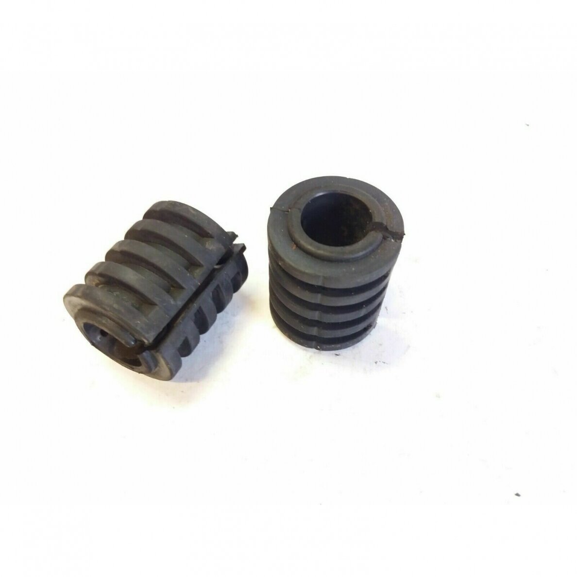 Genuine Anti Vibration Grommet Stiga SB30 Brushcutter Trimmer 3744162 Genuine Anti Vibration Grommet Stiga SB30 Brushcutter Trimmer 3744162