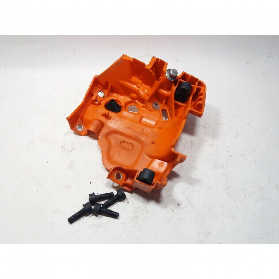 Genuine Carburetor Holder Base Box Husqvarna 545 550 chainsaw 525403201 Genuine Carburetor Holder Base Box Husqvarna 545 550 chainsaw 525403201