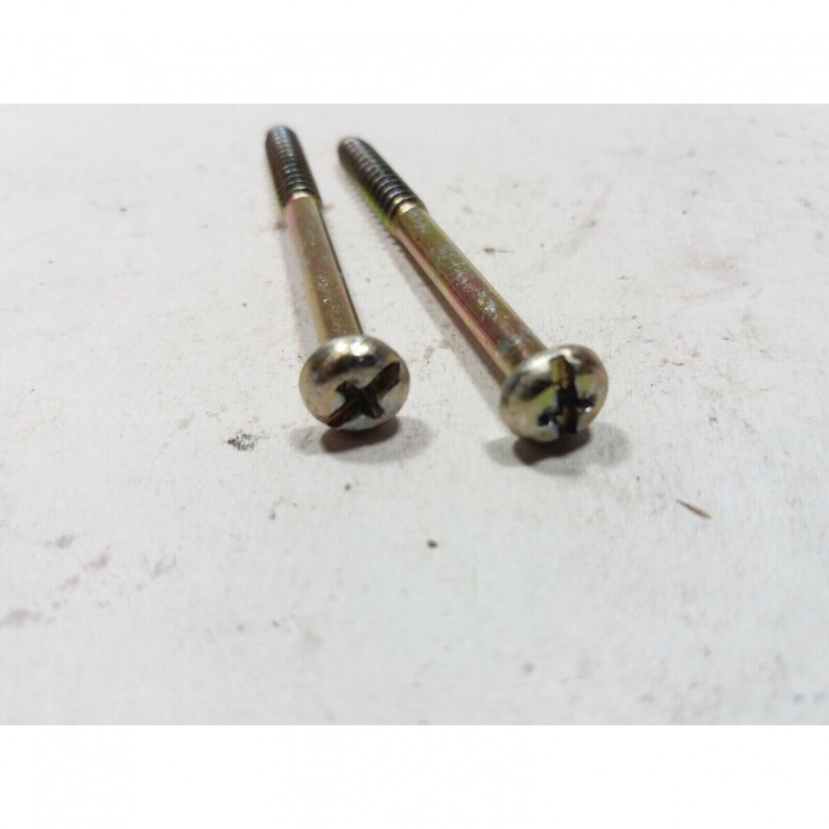 Genuine Carburetor Screw 5X55 Echo CS 3900 chainsaw 90025205055 2 Genuine Carburetor Screw 5X55 Echo CS 3900 chainsaw 90025205055 2