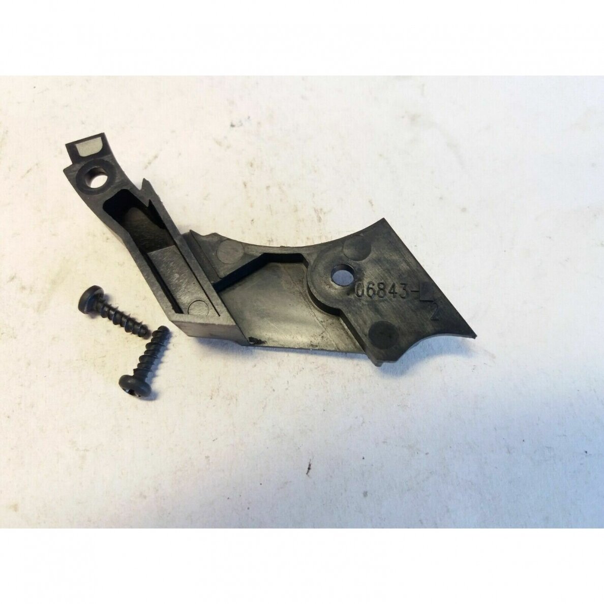Genuine Chain Brake Cover Homelite i3350b chainsaw 06843 3 Genuine Chain Brake Cover Homelite i3350b chainsaw 06843 3