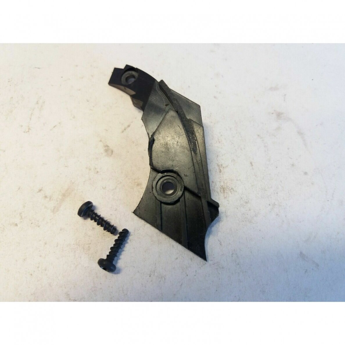 Genuine Chain Brake Cover Homelite i3350b chainsaw 06843 1 Genuine Chain Brake Cover Homelite i3350b chainsaw 06843 1