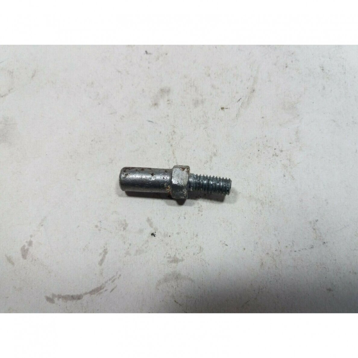 Genuine Chain Catcher Oleo Mac 945AF chainsaw 1 Genuine Chain Catcher Oleo Mac 945AF chainsaw 1