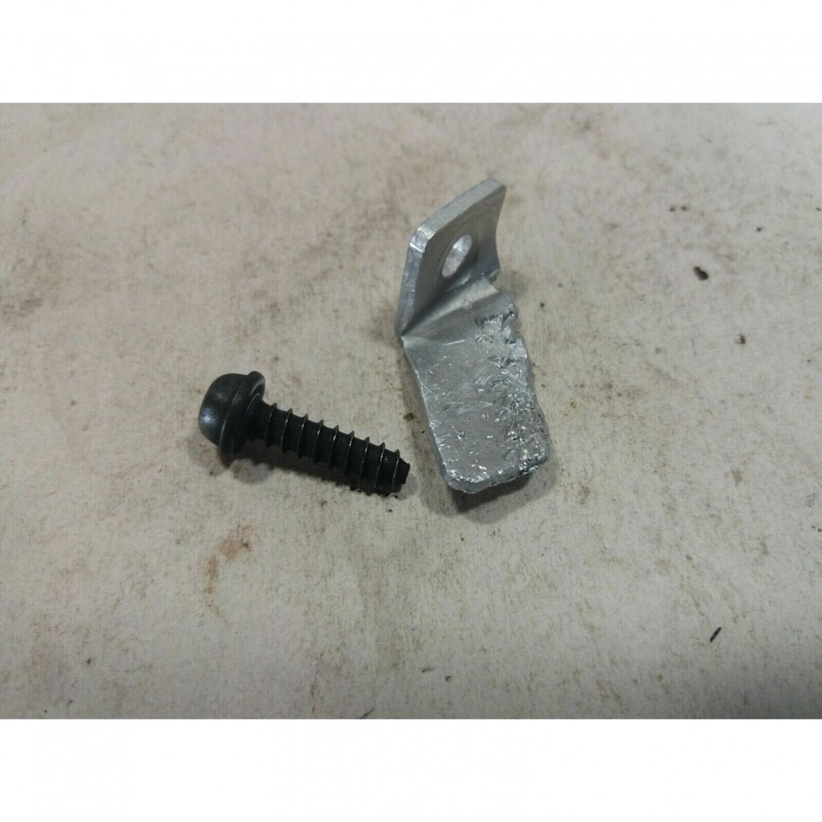 Genuine Chain Catcher Partner 350 351 352 382 391 401 421 422 chainsaw 530029850 1 Genuine Chain Catcher Partner 350 351 352 382 391 401 421 422 chainsaw 530029850 1