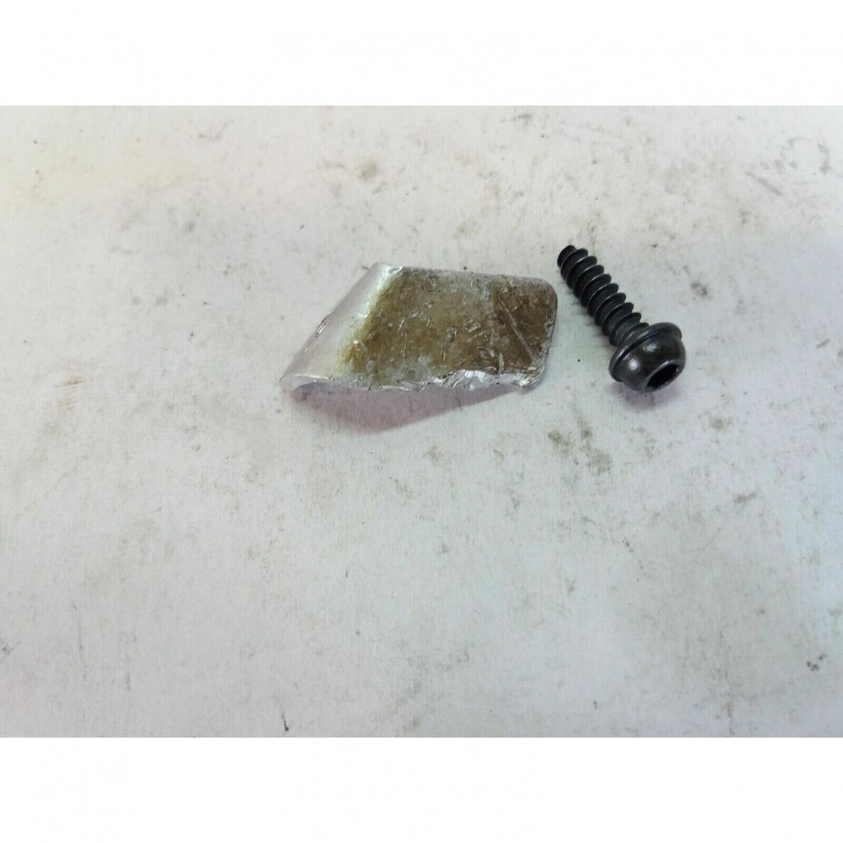 Genuine Chain Catcher Partner 350 351 352 382 391 421 422 chainsaw 530029850 2 Genuine Chain Catcher Partner 350 351 352 382 391 421 422 chainsaw 530029850 2