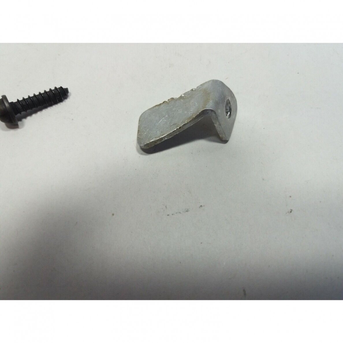 Genuine Chain Catcher Partner 350 351 370 371 390 391 420 chainsaw 530029850 3 Genuine Chain Catcher Partner 350 351 370 371 390 391 420 chainsaw 530029850 3