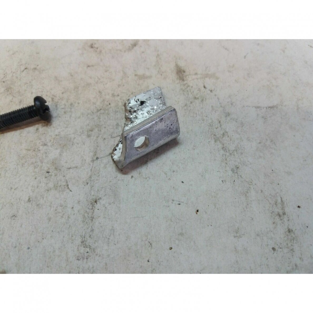 Genuine Chain Catcher Stiga Castelgarden Alpina A 350 400 chainsaw 123220004/0 1 Genuine Chain Catcher Stiga Castelgarden Alpina A 350 400 chainsaw 123220004/0 1