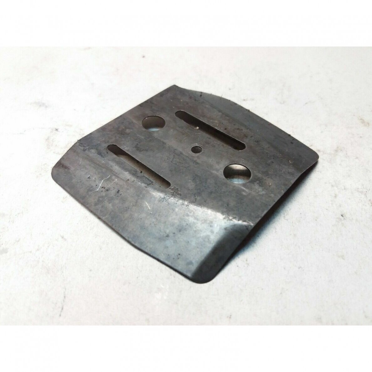 Genuine Chain Guide Bar Plate Solo 647 654 chainsaw 6043230 2 Genuine Chain Guide Bar Plate Solo 647 654 chainsaw 6043230 2