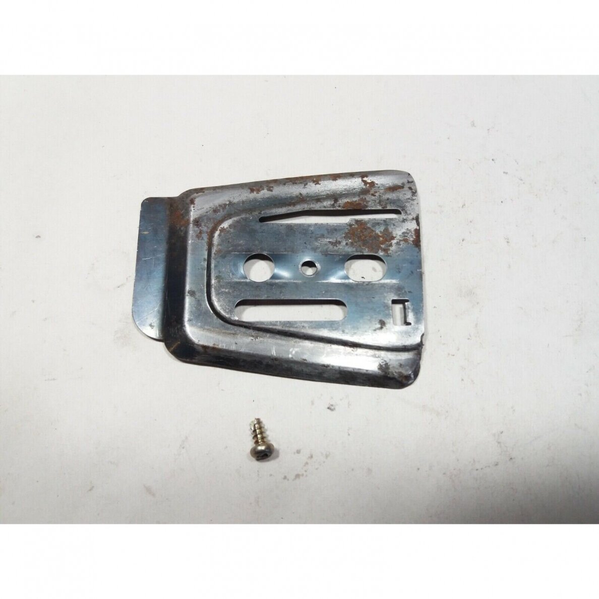 Genuine Chain Guide Plate Echo CS 3900 chainsaw 43301335430 Genuine Chain Guide Plate Echo CS 3900 chainsaw 43301335430