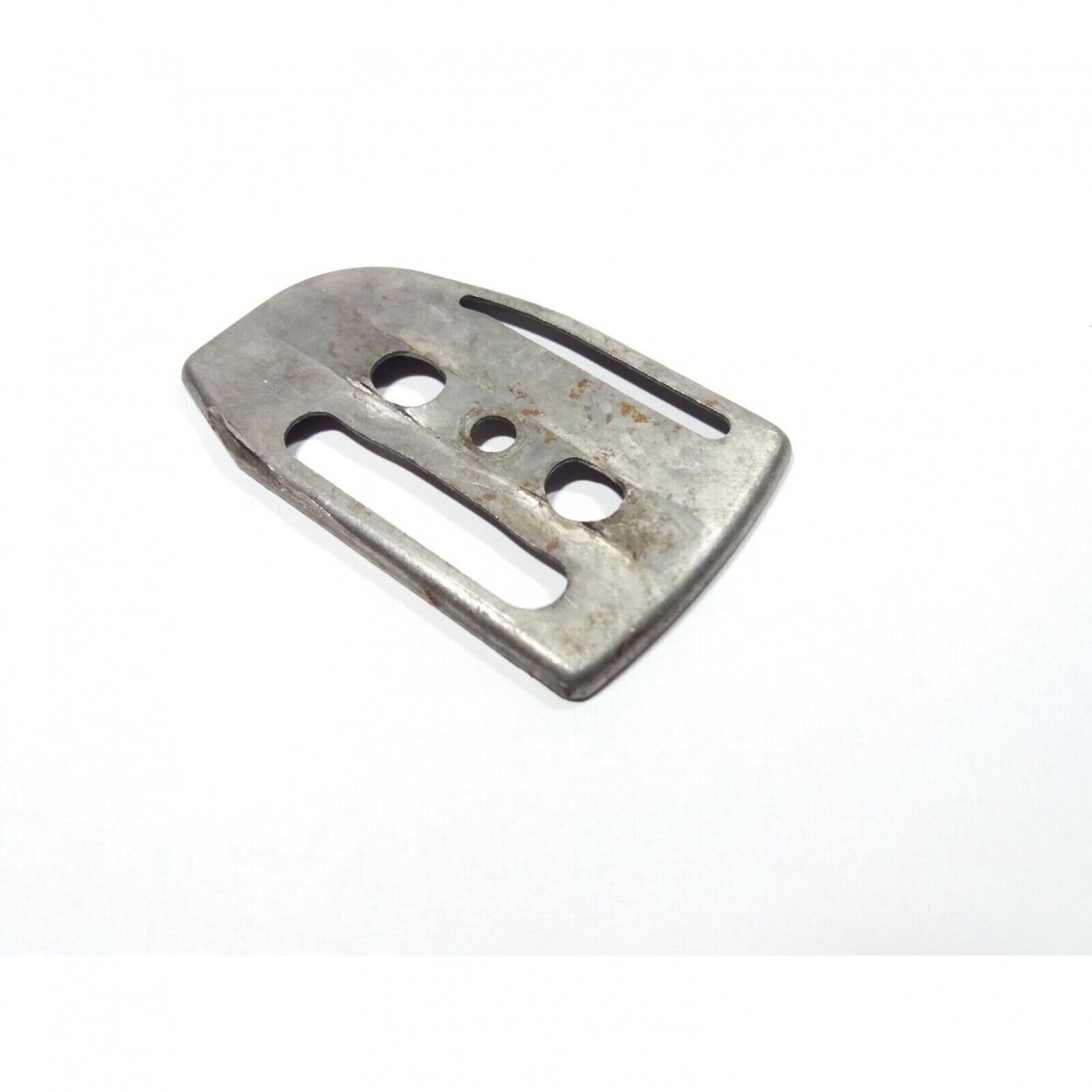 Genuine Chain Guide Plate Jonsered 2036 2040 Husqvarna 36 41 136 141 chainsaw 530037047 1 Genuine Chain Guide Plate Jonsered 2036 2040 Husqvarna 36 41 136 141 chainsaw 530037047 1