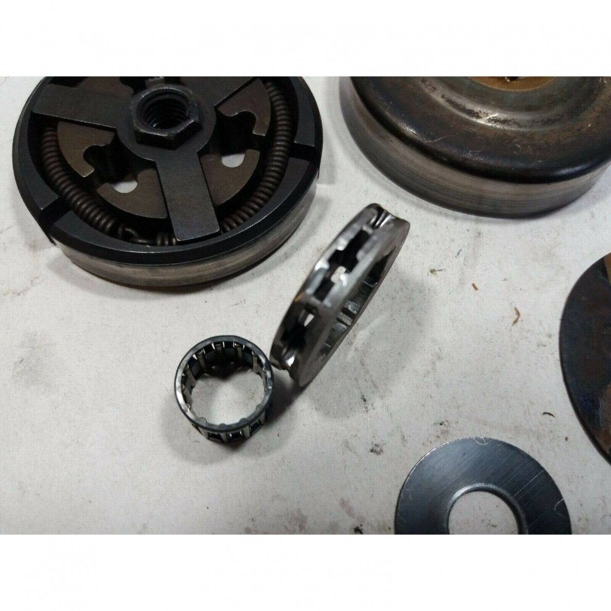 Genuine Clutch Assembly .325 7T Oleo Mac 945AF chainsaw 4 Genuine Clutch Assembly .325 7T Oleo Mac 945AF chainsaw 4