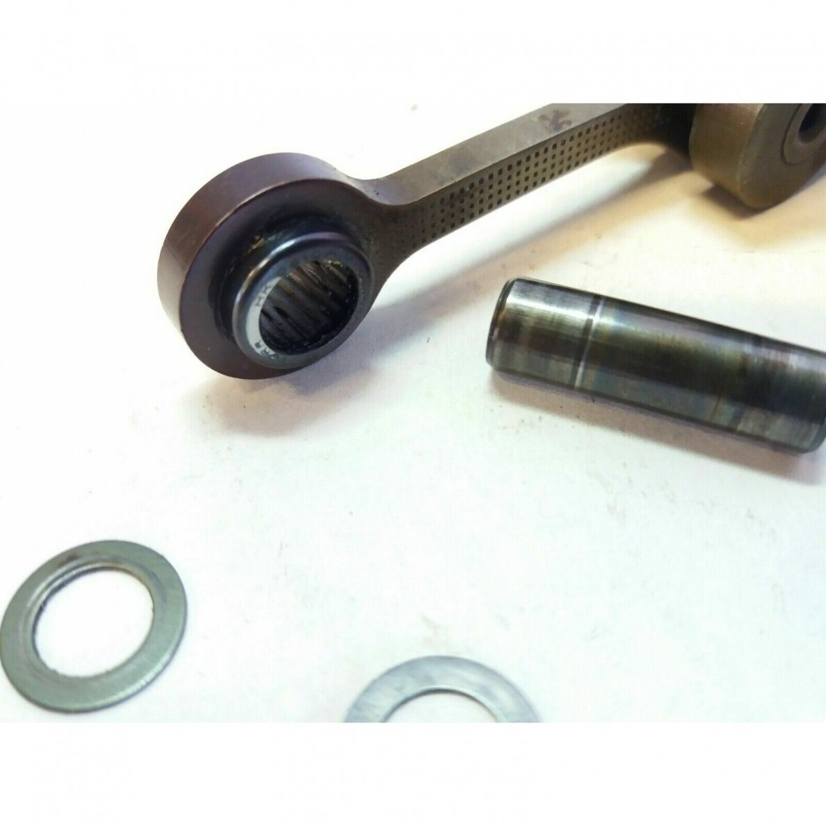 Genuine Crancshaft Stiga SB30 Brushcutter Trimmer 8250830 1 Genuine Crancshaft Stiga SB30 Brushcutter Trimmer 8250830 1