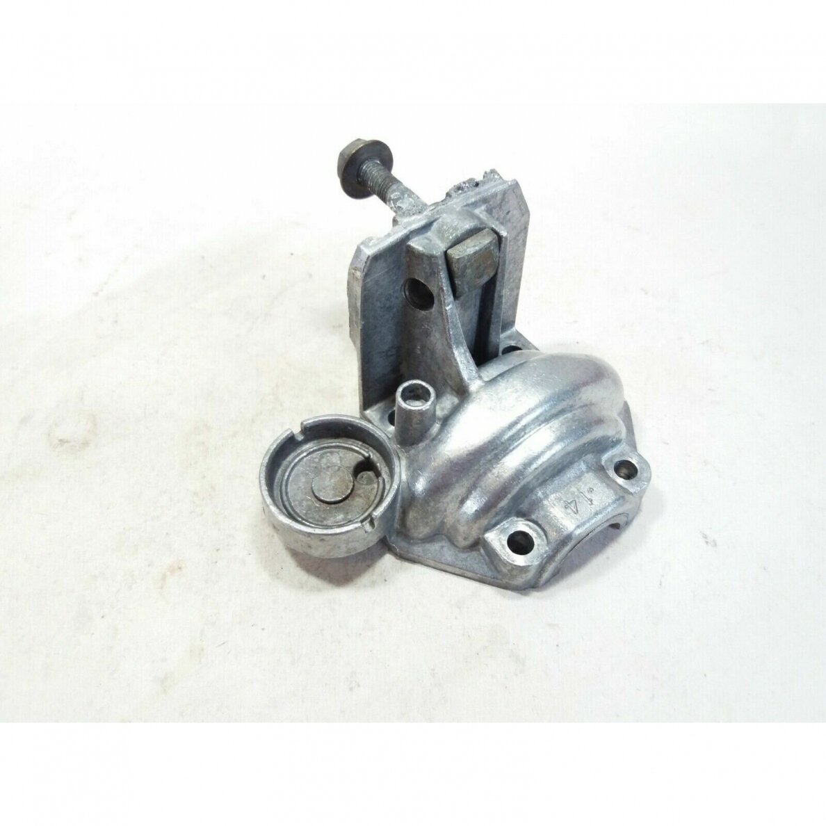 Genuine Crankcase Cylinder Mcculloch Eager Beaver 2.0 CID chainsaw 6 Genuine Crankcase Cylinder Mcculloch Eager Beaver 2.0 CID chainsaw 6