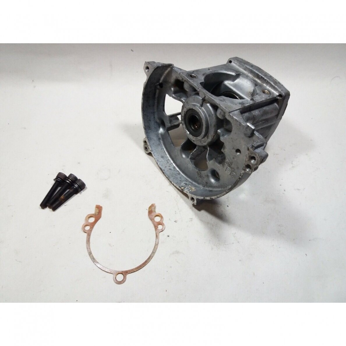 Genuine Crankcase Echo SRM-2305 brushcutter trimmer 10020452133 Genuine Crankcase Echo SRM-2305 brushcutter trimmer 10020452133