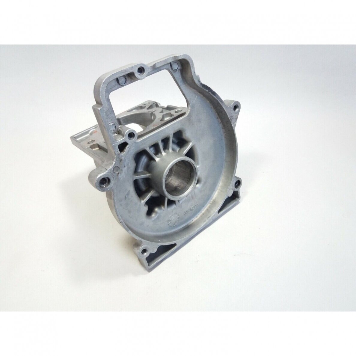 Genuine Crankcase Homelite F3045 brushcutter trimmer Genuine Crankcase Homelite F3045 brushcutter trimmer