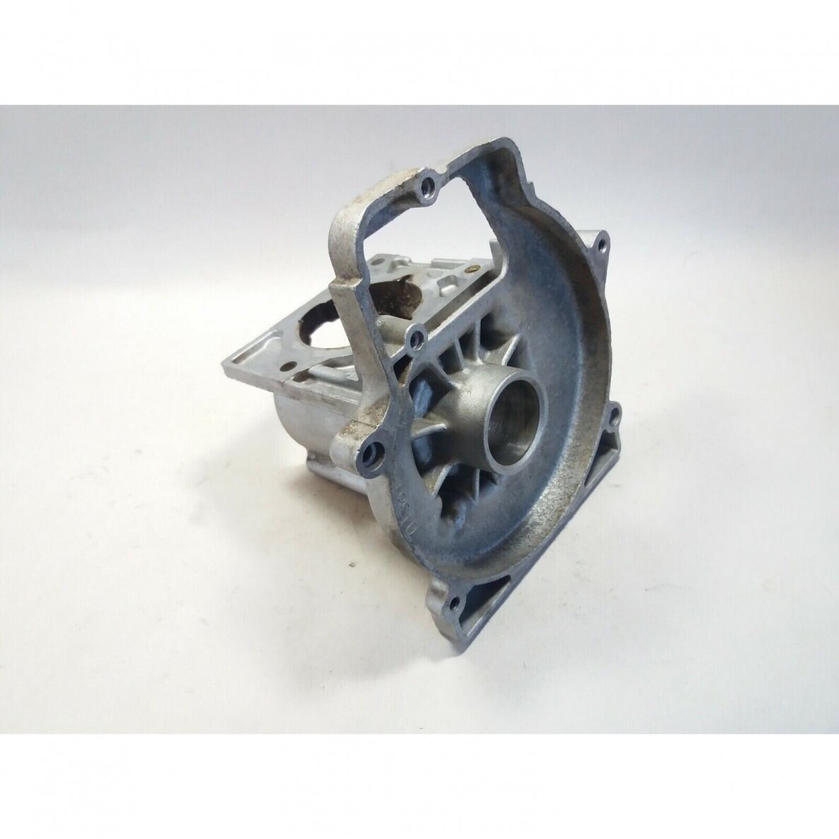 Genuine Crankcase Homelite i625cd trimmer 3 Genuine Crankcase Homelite i625cd trimmer 3